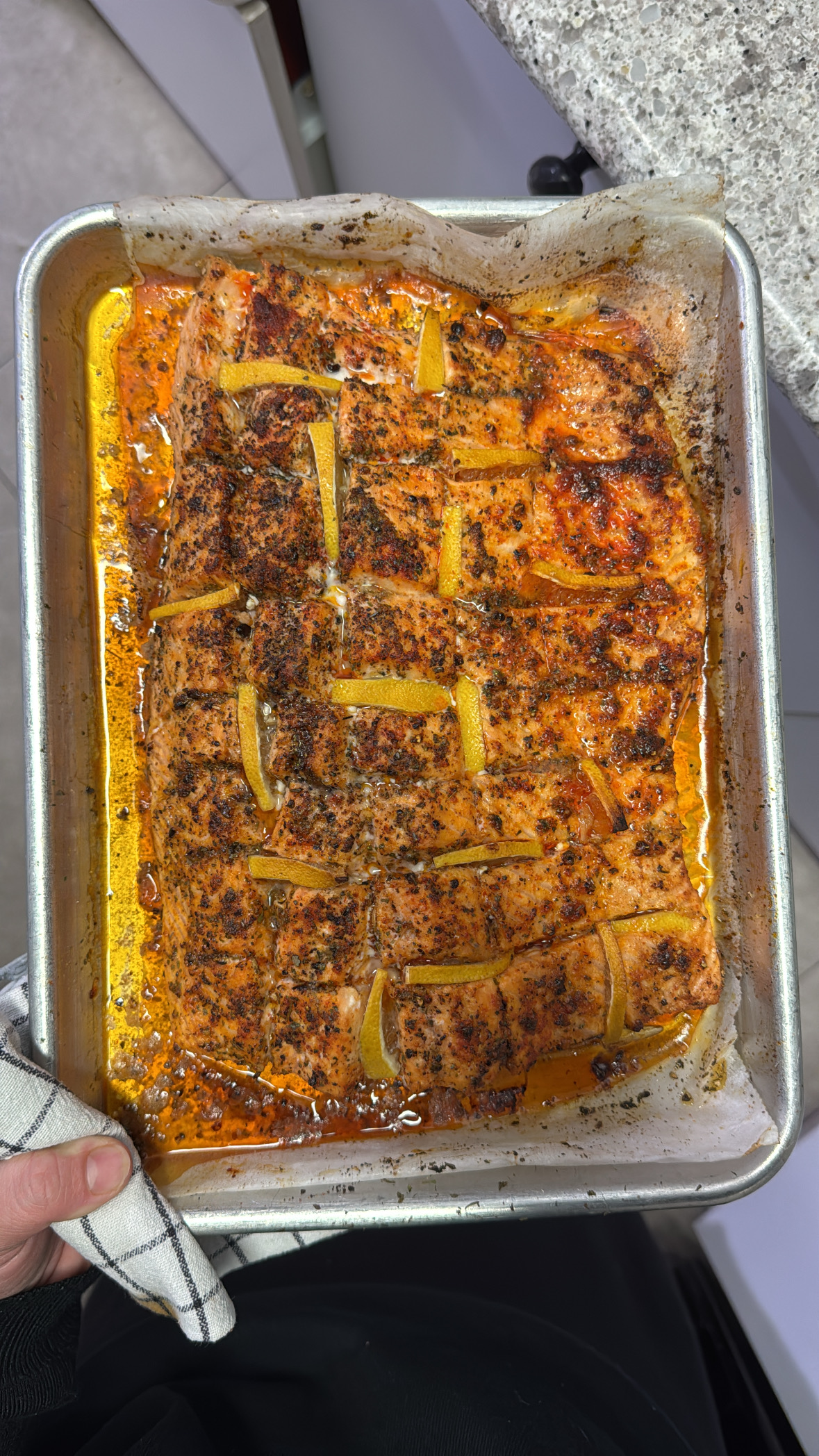 LEMONY SPICED CORSS-HATCHED SALMON