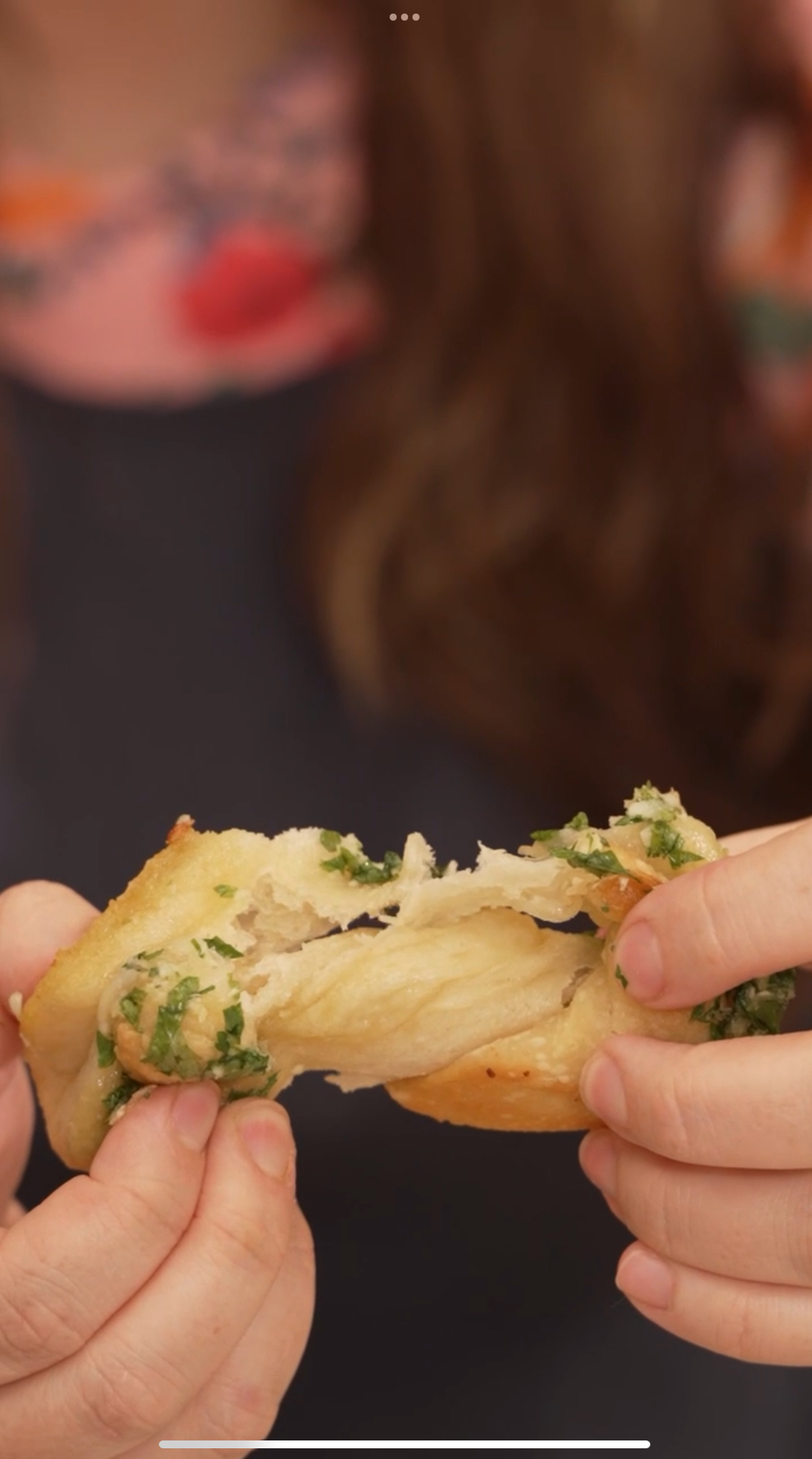 GARLIC KNOTS WITH THE SUPER AWESOMEhttps://www.instagram.com/artisansourdough_byshainacohen/