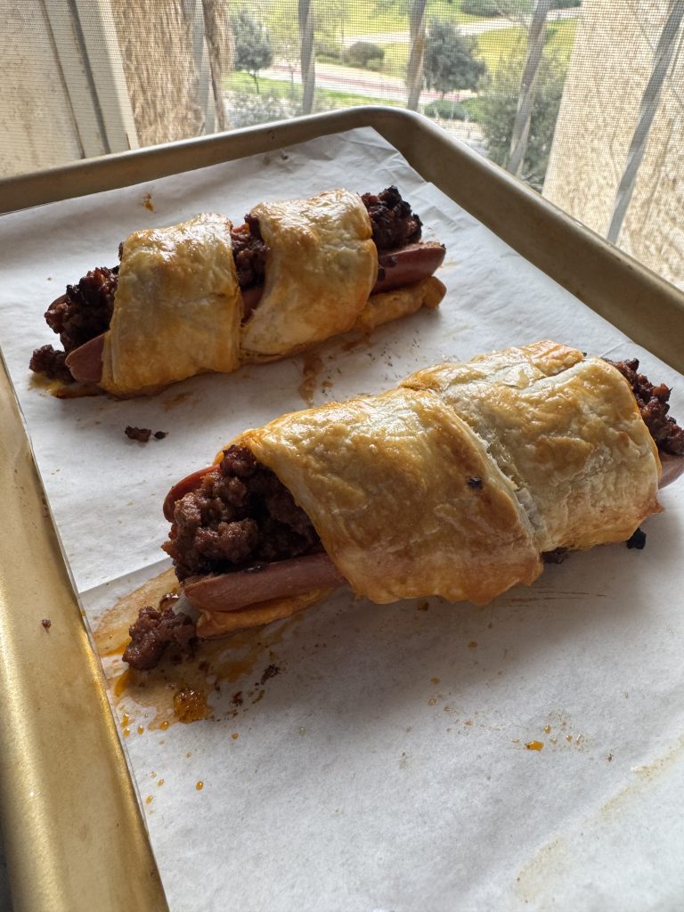 CHILI STUFFED HOT DOGS