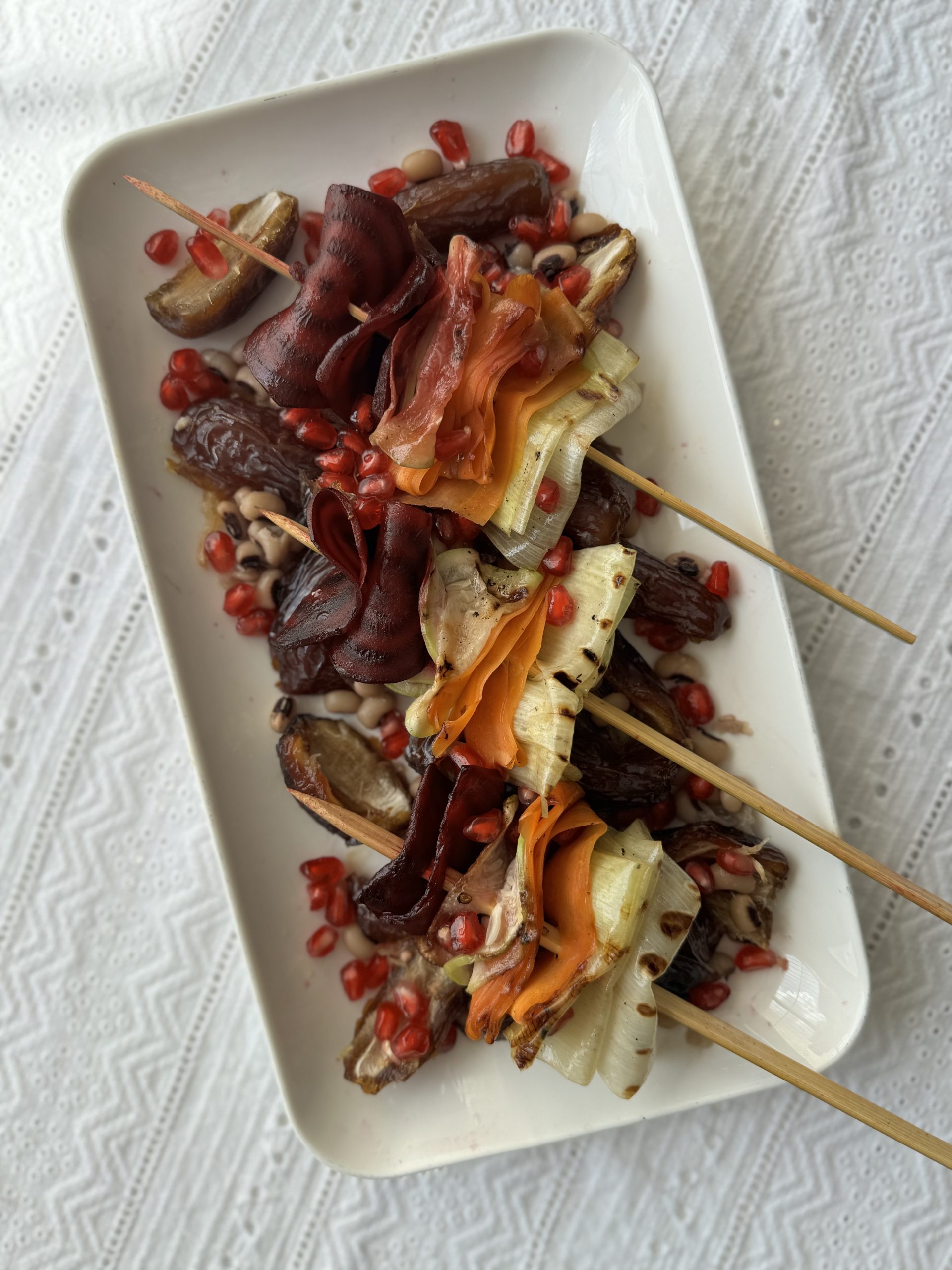 RIBBONED SIMANIM SKEWER